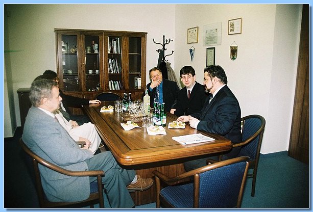 08.JPG
