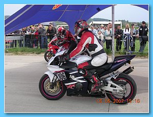 moto20.jpg