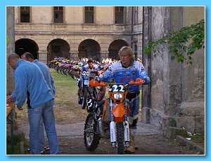 moto24.jpg