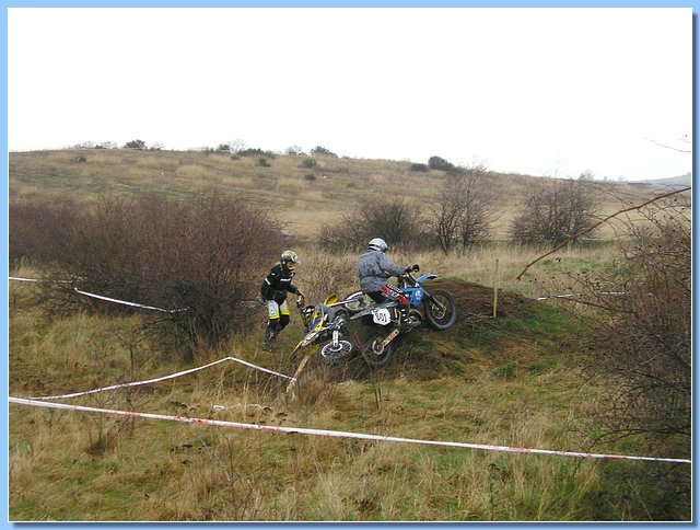 moto_p03.jpg